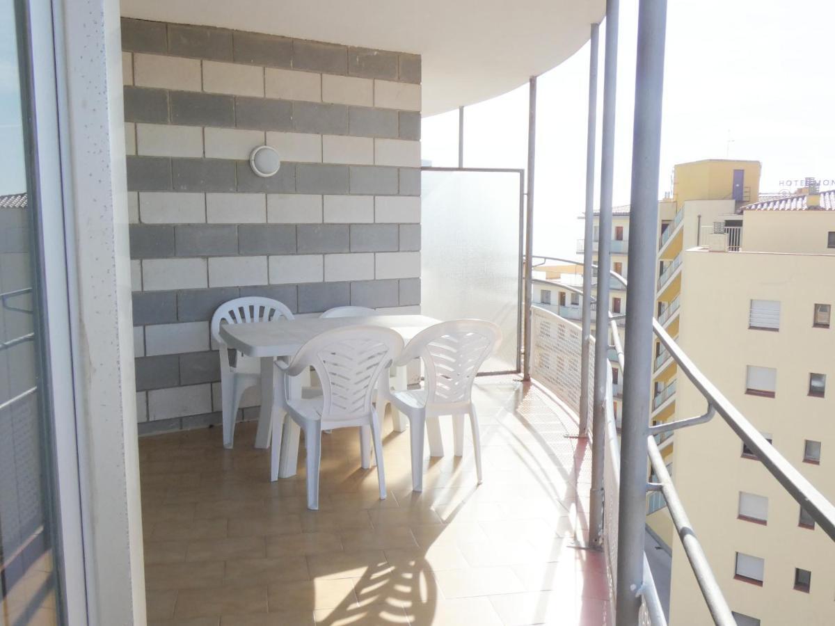 Appartamento Bora 6-B Roses Esterno foto